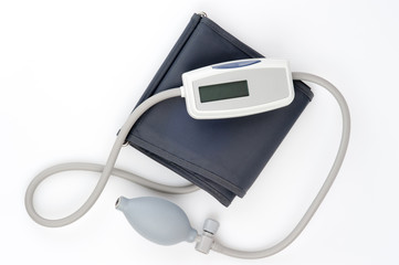Modern tonometer for blood pressure measurement