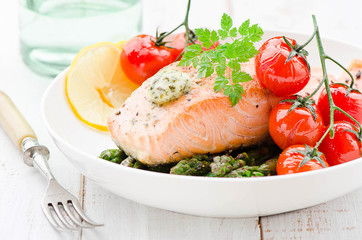 Gebratene Lachsfilet