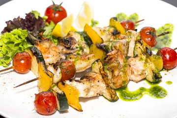Шашлычки из морепродуктов © lester120