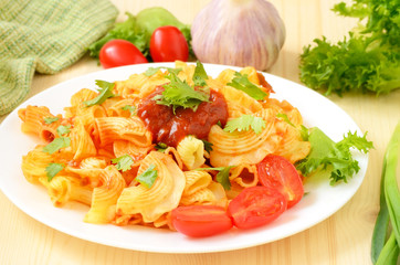 Pasta with tomato sauce