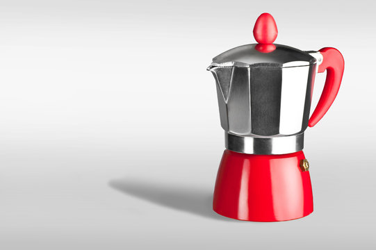 Moka, caff&egrave; italiano espresso, caffettiera colore rosso