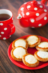 Open mini pies with cottage cheese, selective focus