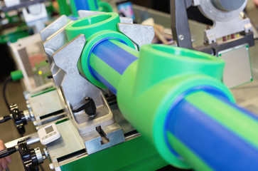 Assembly of pipelines