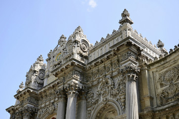 Fototapeta premium Details of Baroque Architecture at Dolmabahce Palace
