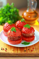 gamburger in tomato