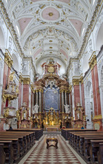 Fototapeta na wymiar Kościół - Altar (verziehrt)