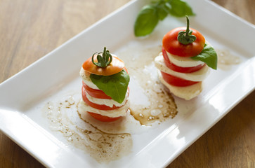 Mozzarella und Tomate