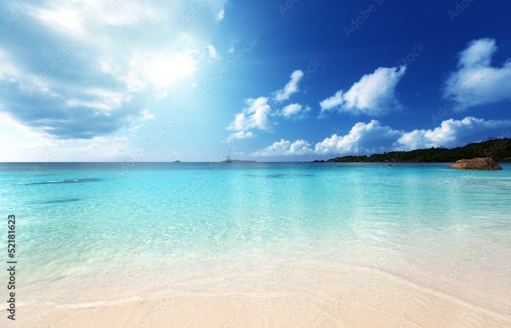 Wall mural anse lazio beach at praslin island, seychelles
