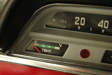 Obraz premium Detail of a vintage car dashboard