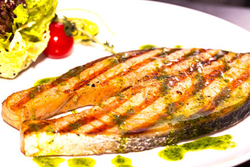 Стейк рыбный