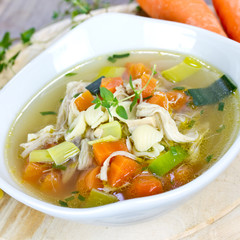 Hühnersuppe