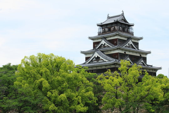 城