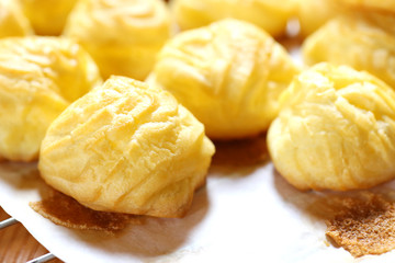 Cream puffs