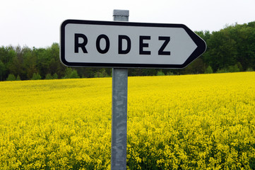 Obraz premium Panneau routier direction Rodez