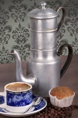 Dekokissen Alte Kaffeemaschine. © dekanaryas