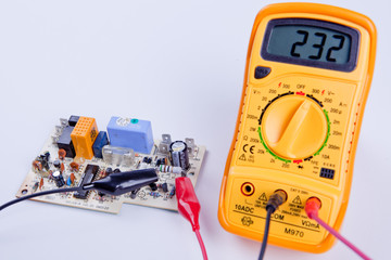 Digital multimeter with board