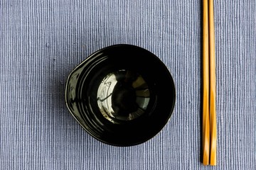 General dinner and lunch set with chop stick