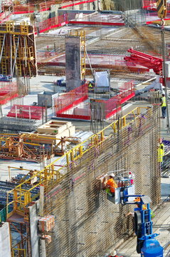 chantier-immeuble en construction