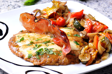 fetta di carne e pancetta