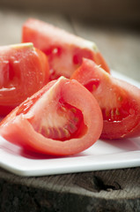 cut tomato