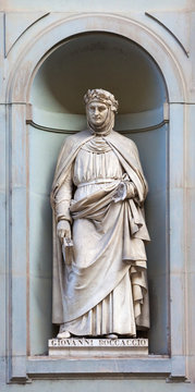stone statue of Giovanni Boccaccio