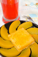 peach cake