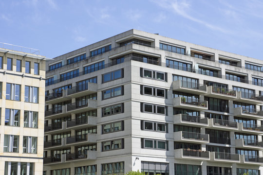 Moderne Wohngebäude in Berlin, Deutschland