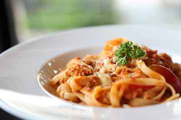 spaghetti fettuccine with beef  sauce