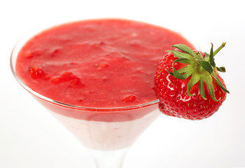 Fresh fruit juice cocktails with strawberry  in a glass.