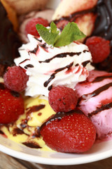Strawberry ice cream with vanilla