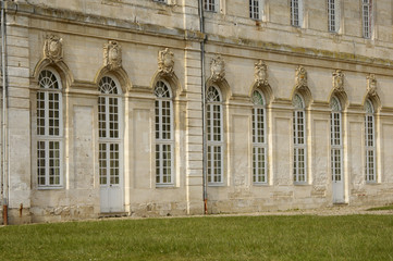 abbaye du bec hellouin en normandie