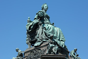 Fototapeta na wymiar Maria Theresia Denkmal