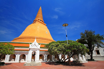 Phra Pathom Chedi architecture in Nakhon Pathom