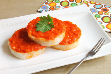 Merluza en salsa de tomate a la vizcaína