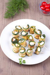 Grilled zucchinin with feta cheese