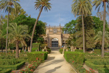Fototapeta na wymiar View of park Maria - Luisa in Andalusia