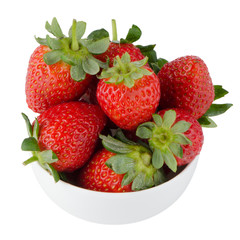 Fresh strawberries in bowl
