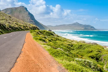 Fotobehang Zuid-Afrika weg langs de kant van de zee © milosk50
