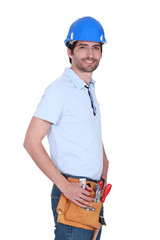 craftsman wearing a tool belt