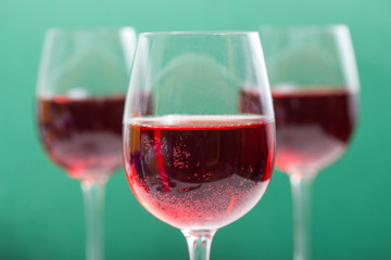 red whine glasses