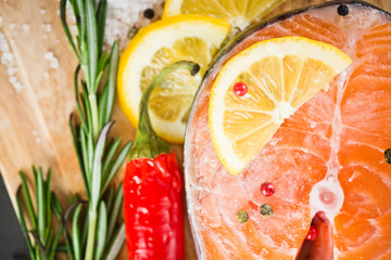 Salmon fillet with lemon