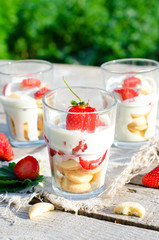 Tiramisu of strawberries