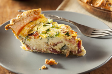 Homemade Spinach and Bacon Egg Quiche