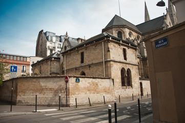 Fototapeta na wymiar małe uliczki paryski