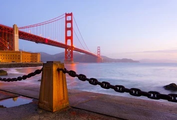 Crédence de cuisine en verre imprimé San Francisco Golden Gate Bridge in San Francisco at sunrise