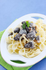 morels in sour cream