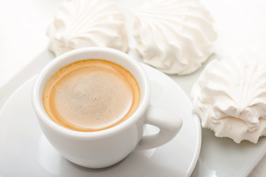 Coffee cup with souffle