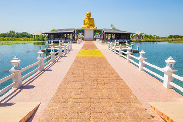 statue in thai temple