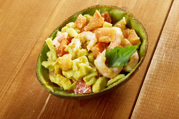 Avocado and Shrimps Salad
