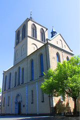 Fototapeta na wymiar St. Kunibert Kirche Köln